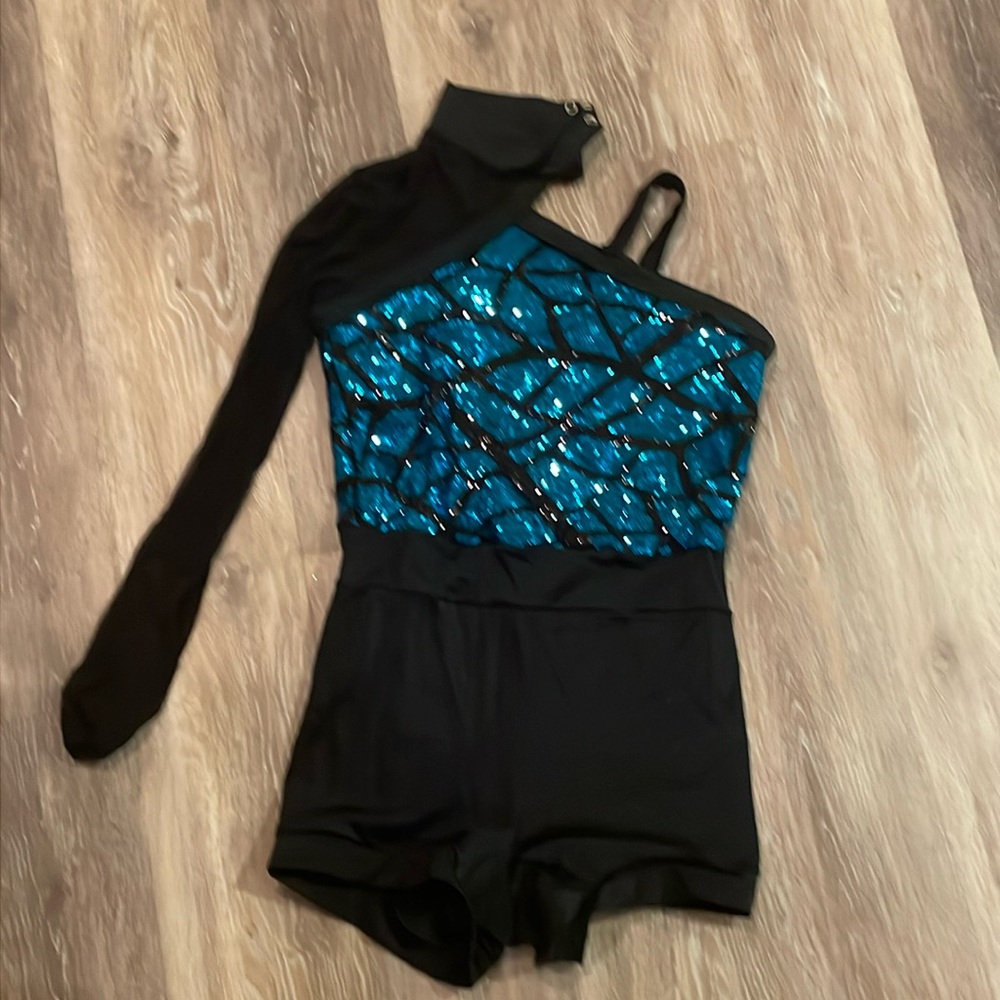 Weissman black and turquoise sequins dance vineyard